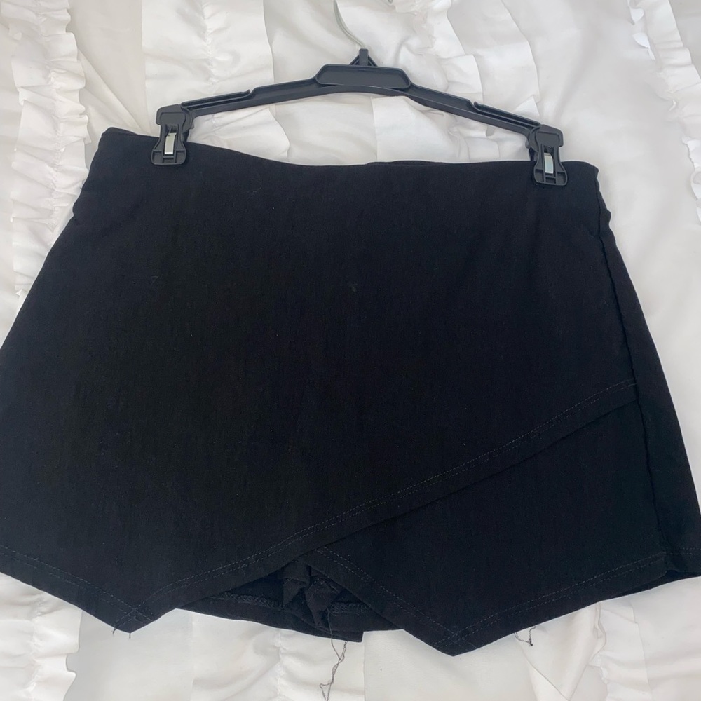 Envelope skort!! So cute!
